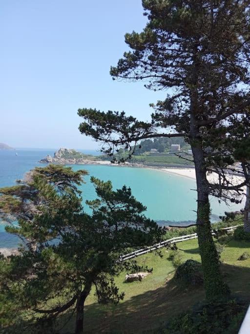 Holiday home Evasion Aux Caraibes Bretonnes - Votre Havre De Paix A Guirec *